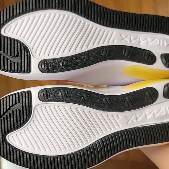 Nike Air Max Dia - Picture 3 of 5